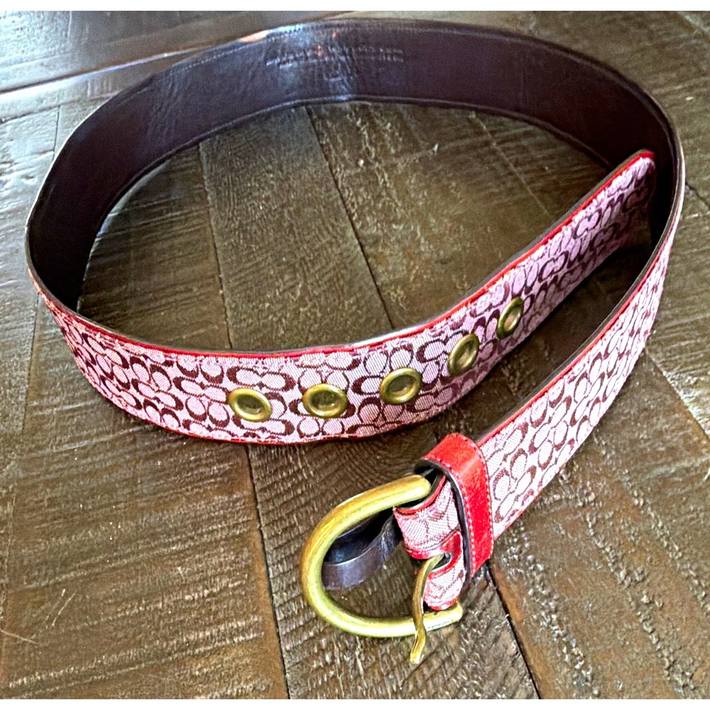 Coach Women's Burgundy Signature Logo Belt Size M *Rare* Buckle Fair Flaws